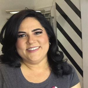 Meet your Posher, Damaris